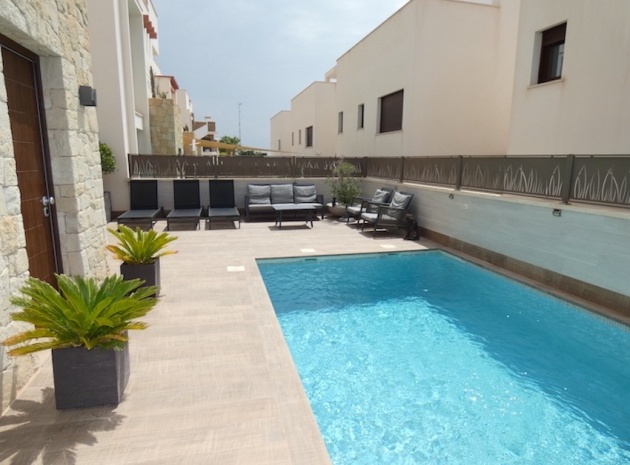 Villa - Wiederverkauf - Rojales - Ciudad Quesada