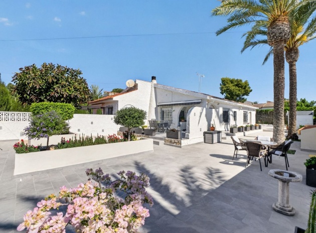 Villa - Wiederverkauf - Torrevieja - Torrevieja Centro
