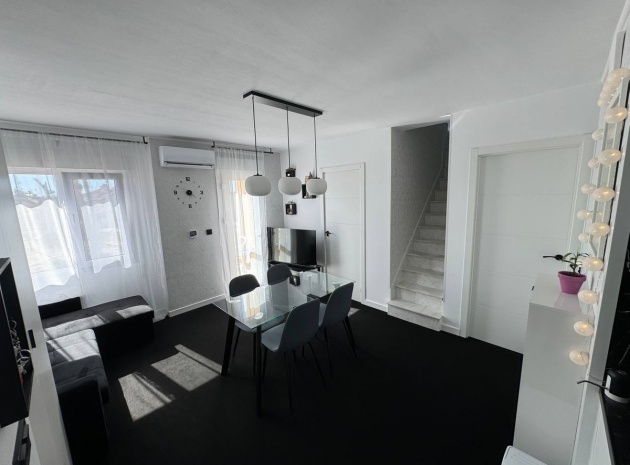 Villa - Wiederverkauf - Torrevieja - Torrevieja Centro