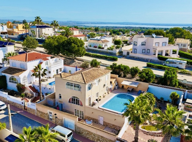Villa - Wiederverkauf - Villamartin - blue lagoon