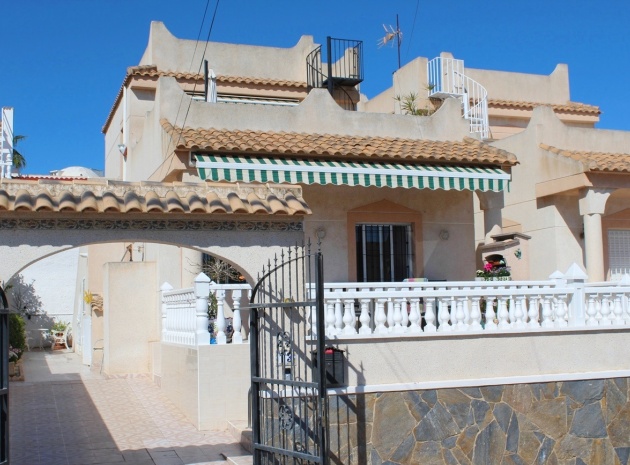 Villa - Wiederverkauf - Villamartin - blue lagoon