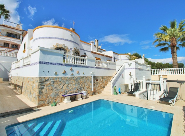 Villa - Wiederverkauf - Villamartin - ESMA-28058