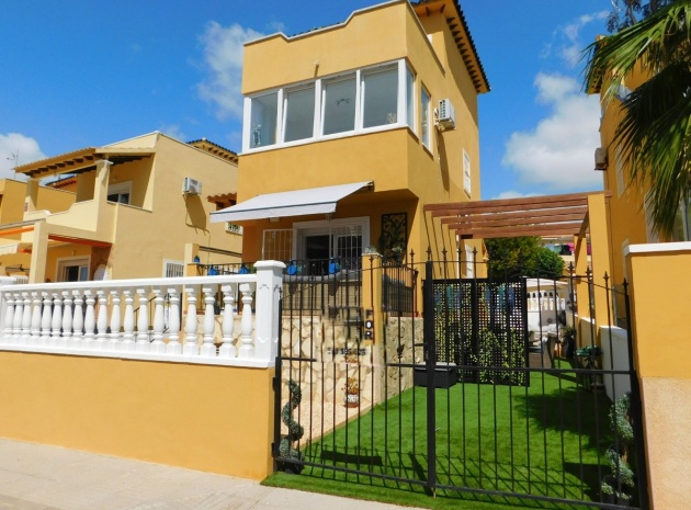 Villa - Wiederverkauf - Villamartin - Villamartin