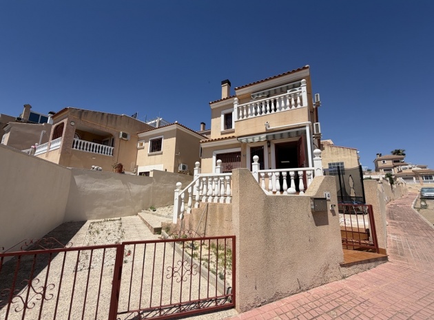 Villa - Wiederverkauf - Villamartin - Villamartin