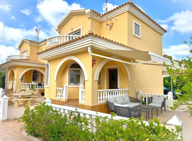 Villa - Wiederverkauf - Villamartin - Villamartin