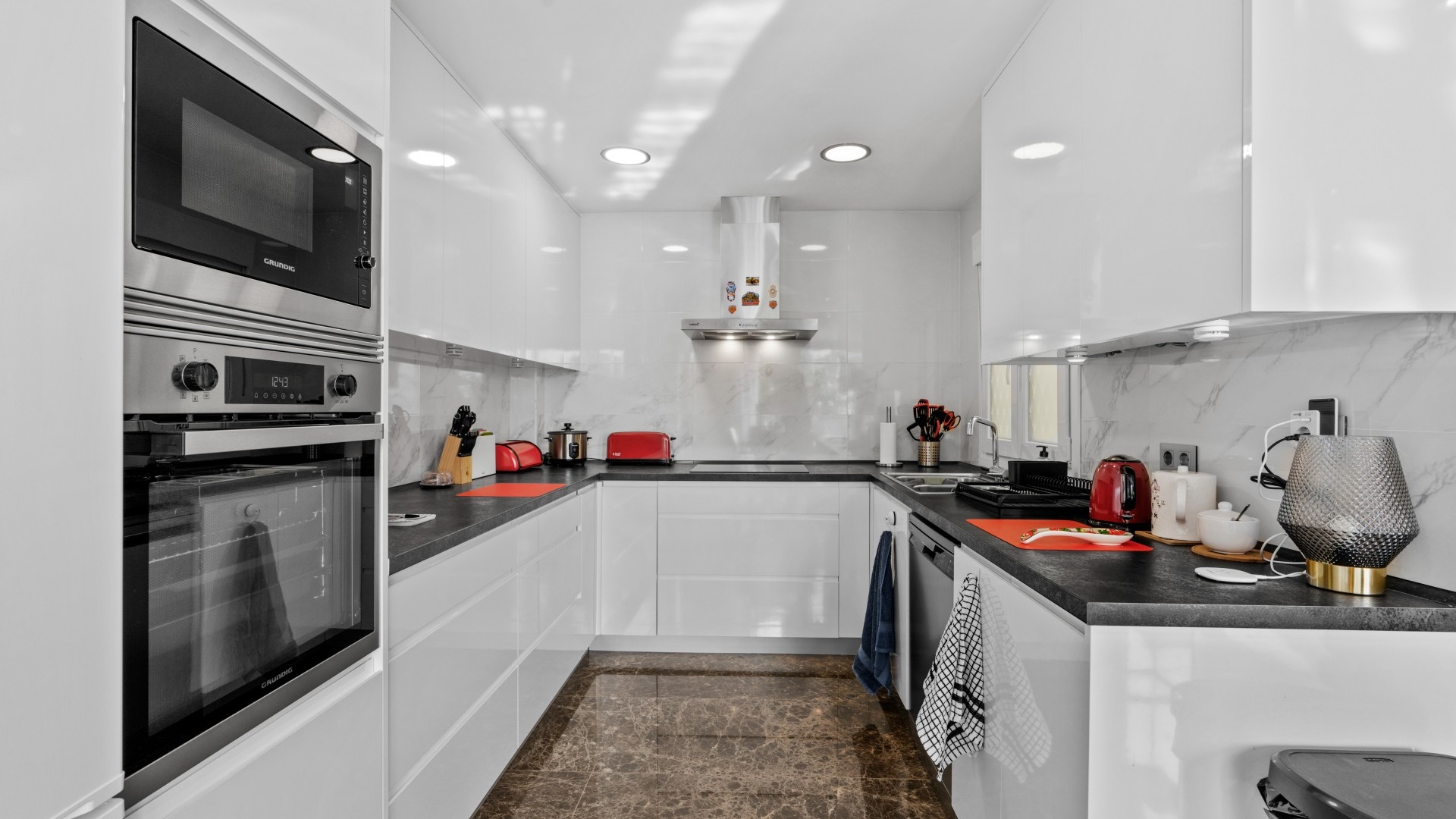 Wederverkoop - Appartement - Benidorm - Poniente Beach