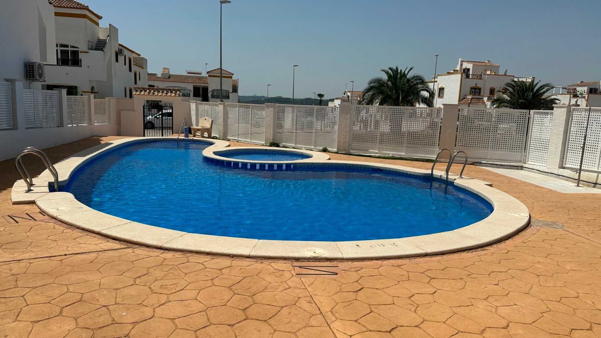 Wederverkoop - Appartement - Los Montesinos - entre naranjos