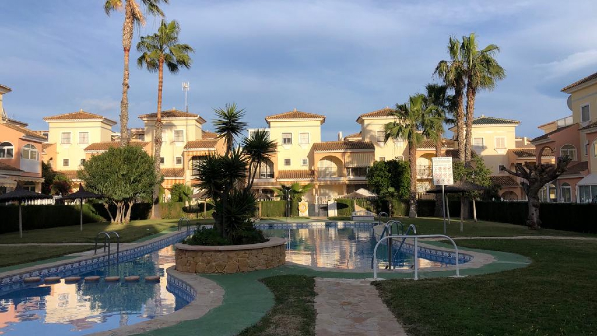 Wederverkoop - Appartement - Playa Flamenca - la laguna