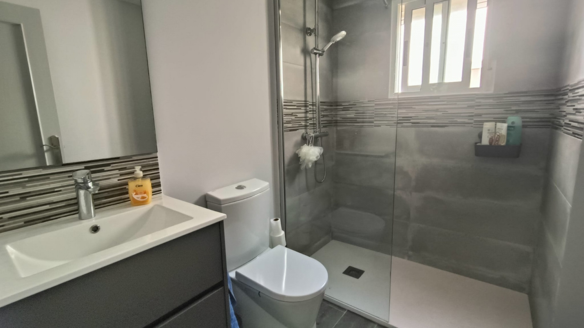 Wederverkoop - Appartement - Playa Flamenca - la mirada