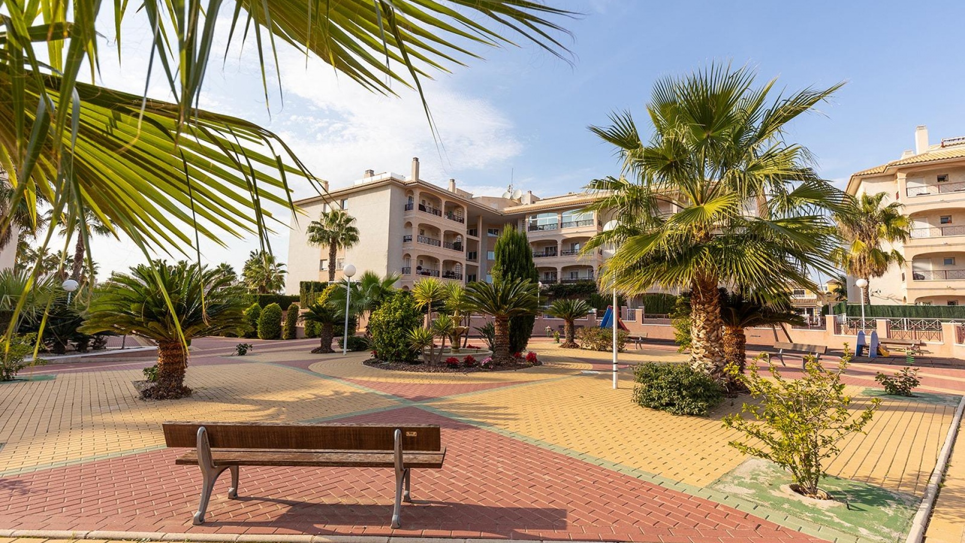 Wederverkoop - Appartement - Playa Flamenca - Laguna Golf