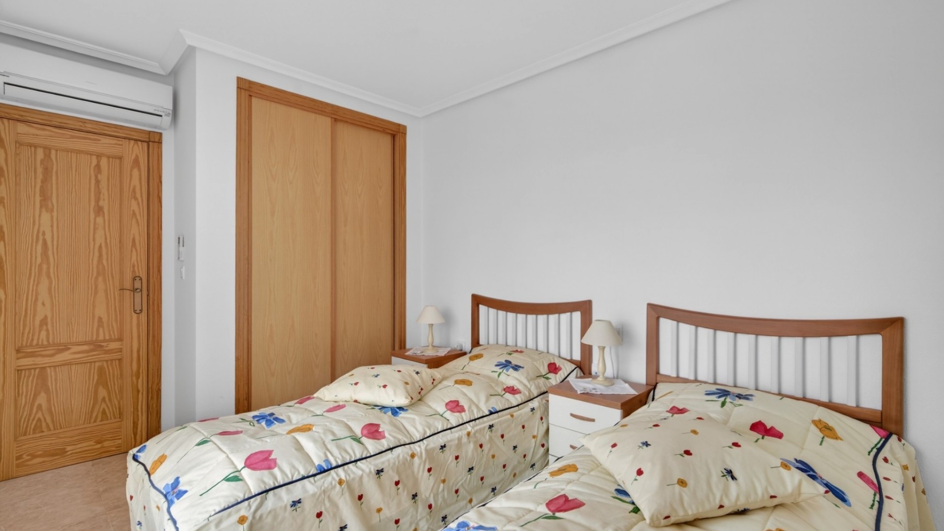 Wederverkoop - Appartement - Playa Flamenca - Laguna Golf