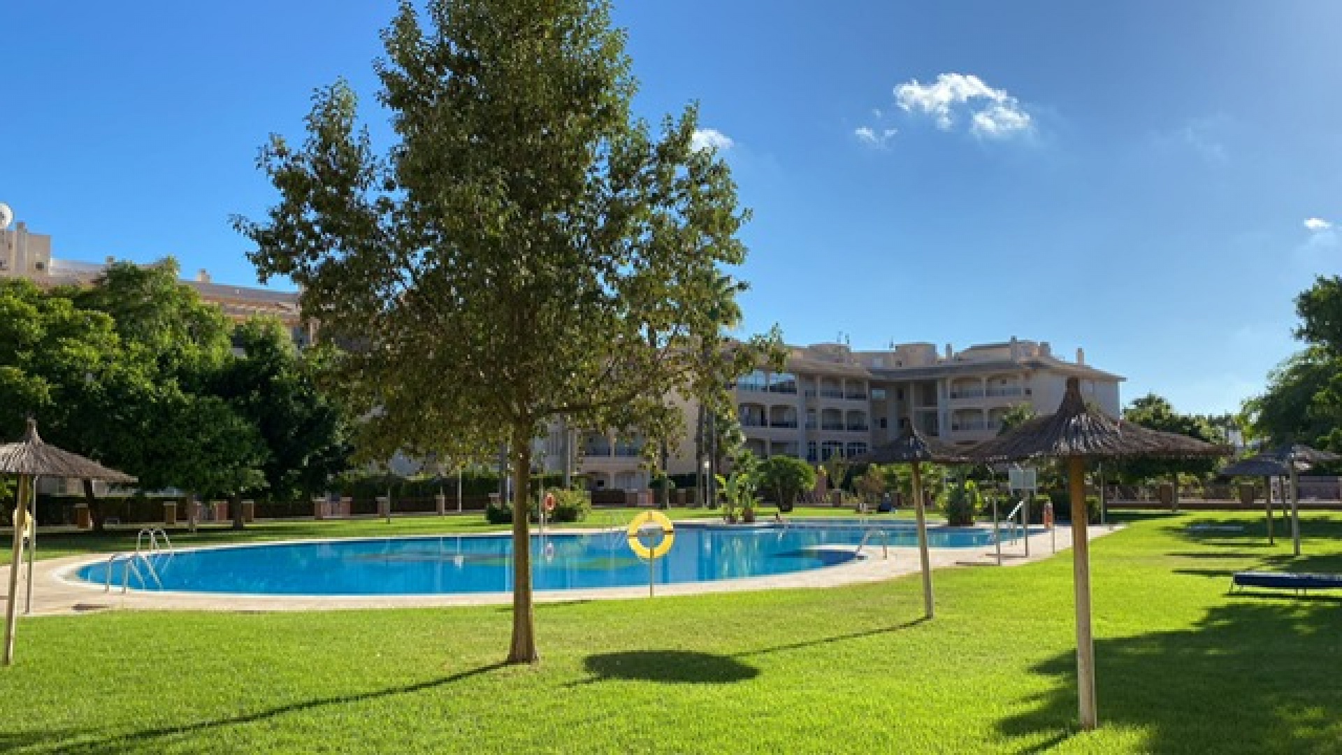 Wederverkoop - Appartement - Playa Flamenca - Laguna Golf