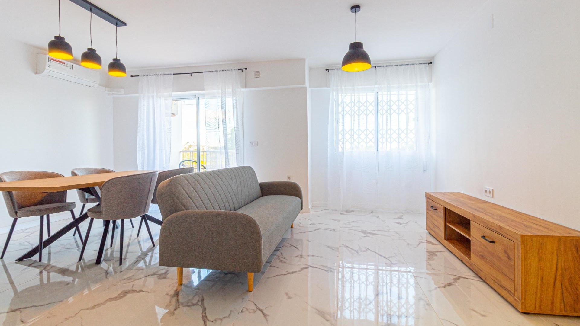 Wederverkoop - Appartement - Punta Prima - beachside punta prima