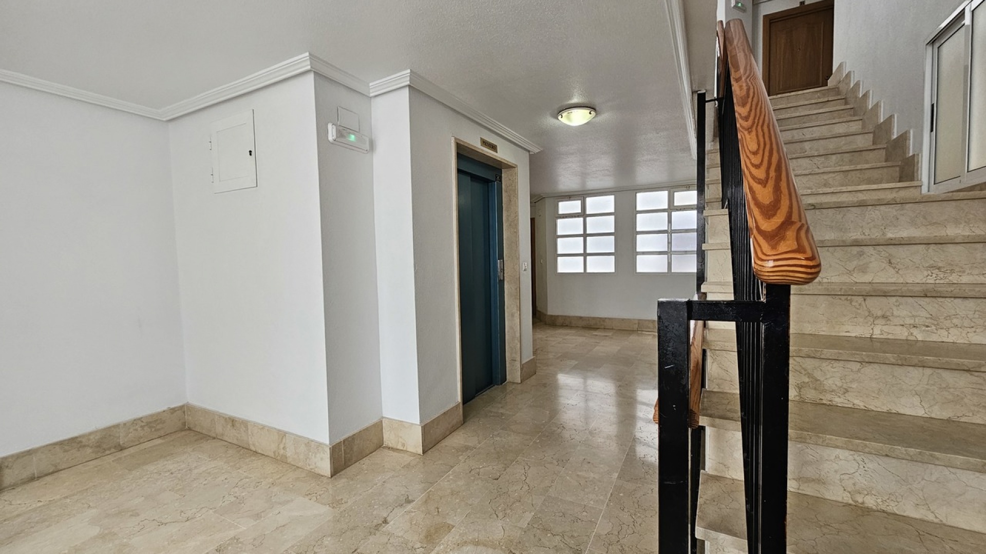 Wederverkoop - Appartement - Punta Prima - la entrada