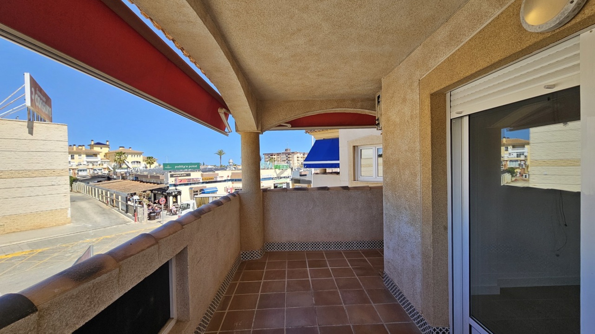 Wederverkoop - Appartement - Punta Prima - la entrada