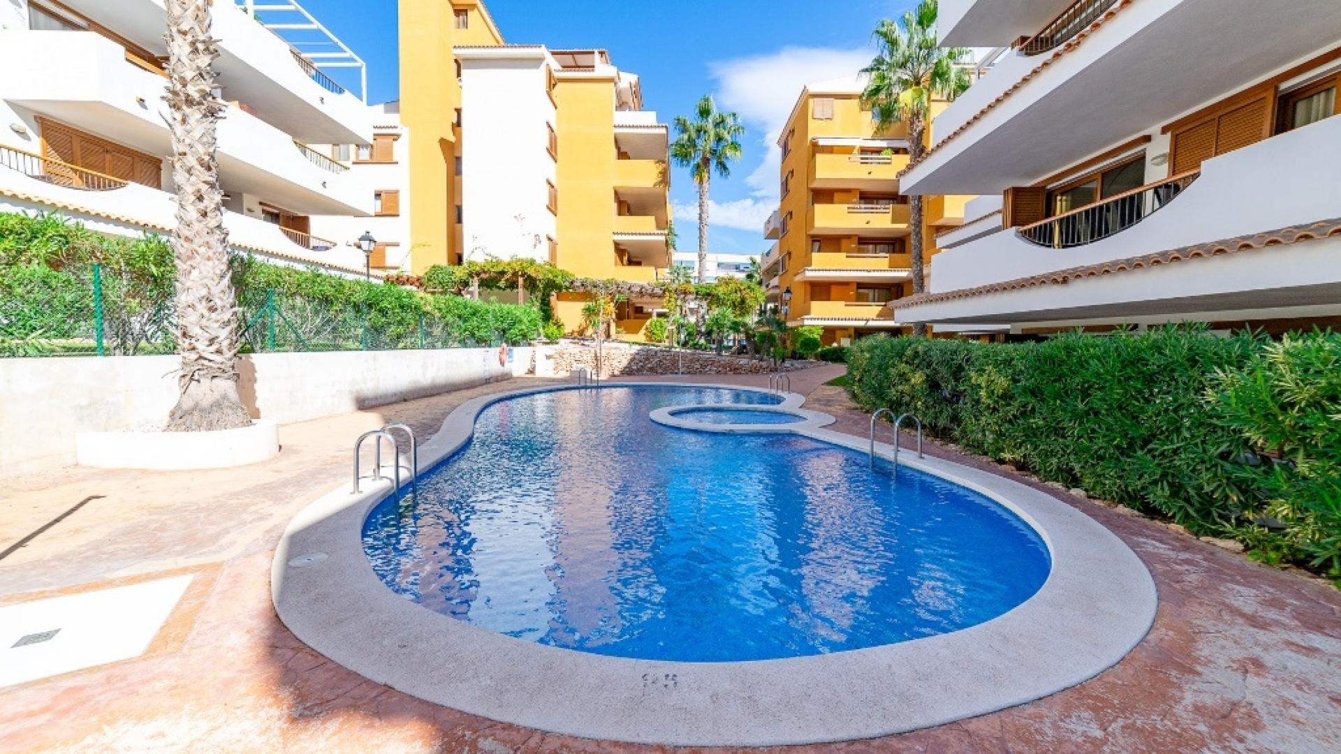 Wederverkoop - Appartement - Punta Prima - la entrada