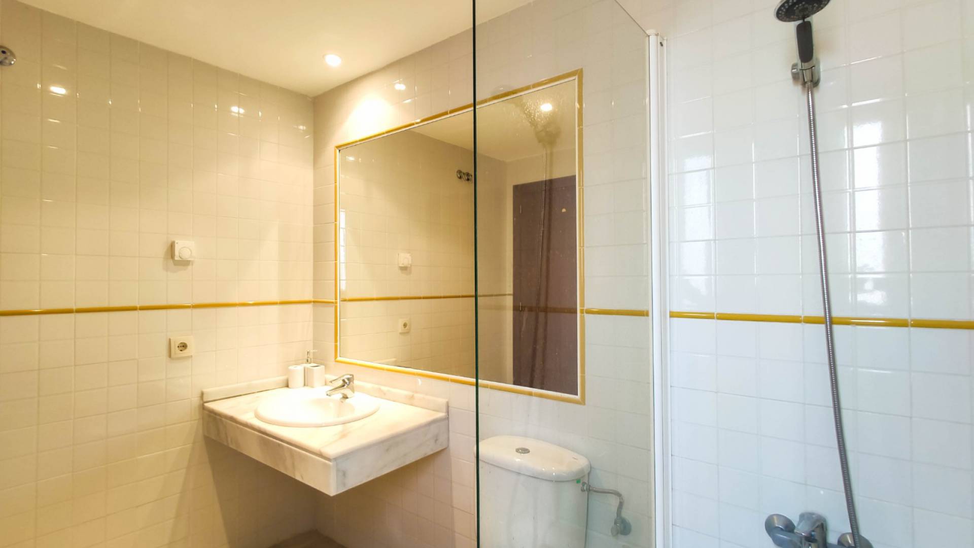 Wederverkoop - Appartement - Punta Prima - la entrada