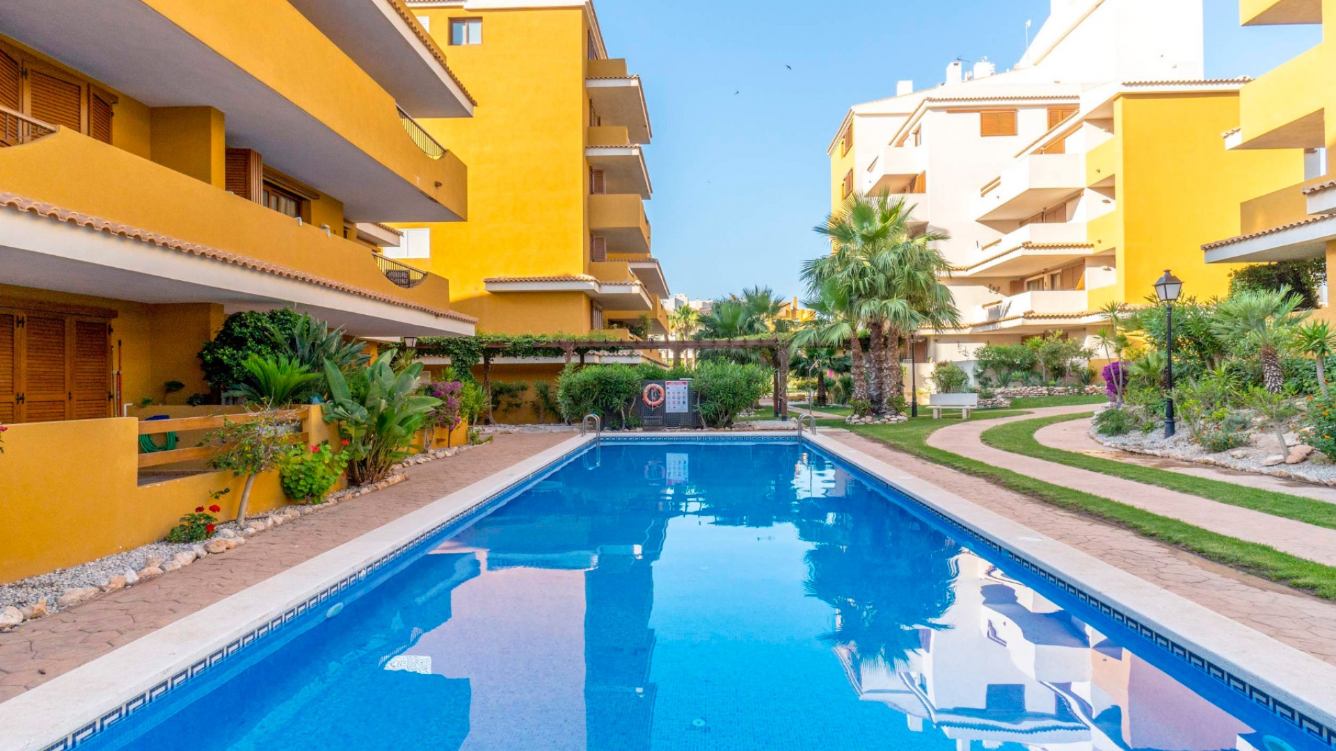 Wederverkoop - Appartement - Punta Prima - la entrada