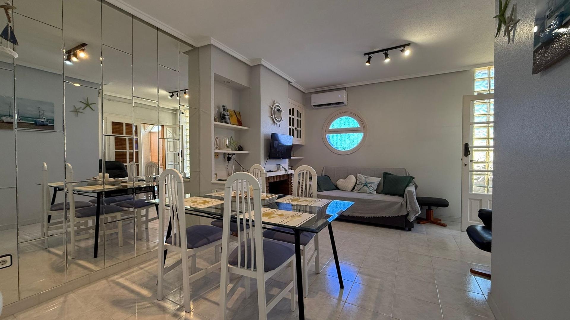 Wederverkoop - Appartement - Punta Prima - Las Barcas