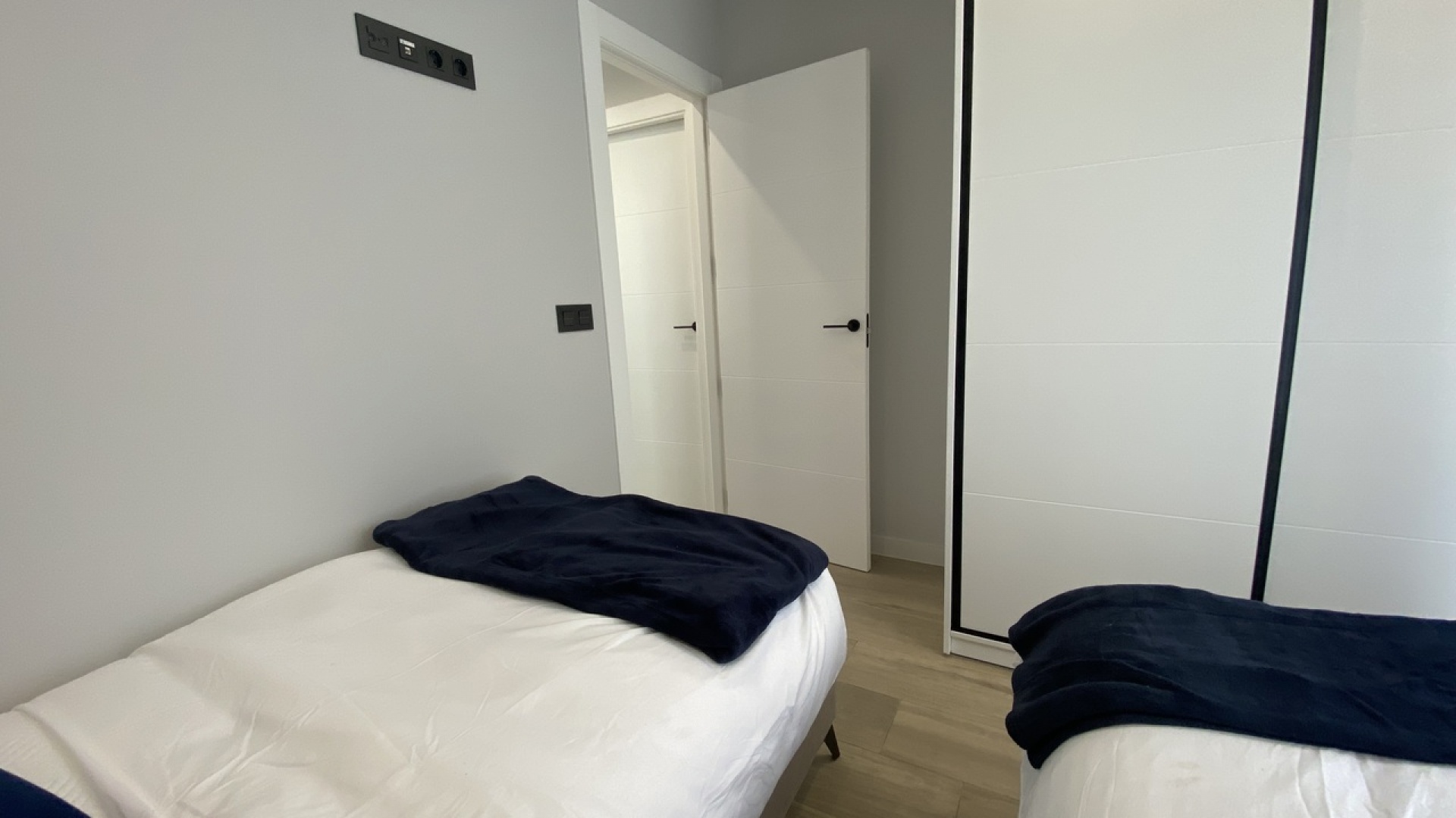 Wederverkoop - Appartement - Punta Prima - Res. Innova Beach