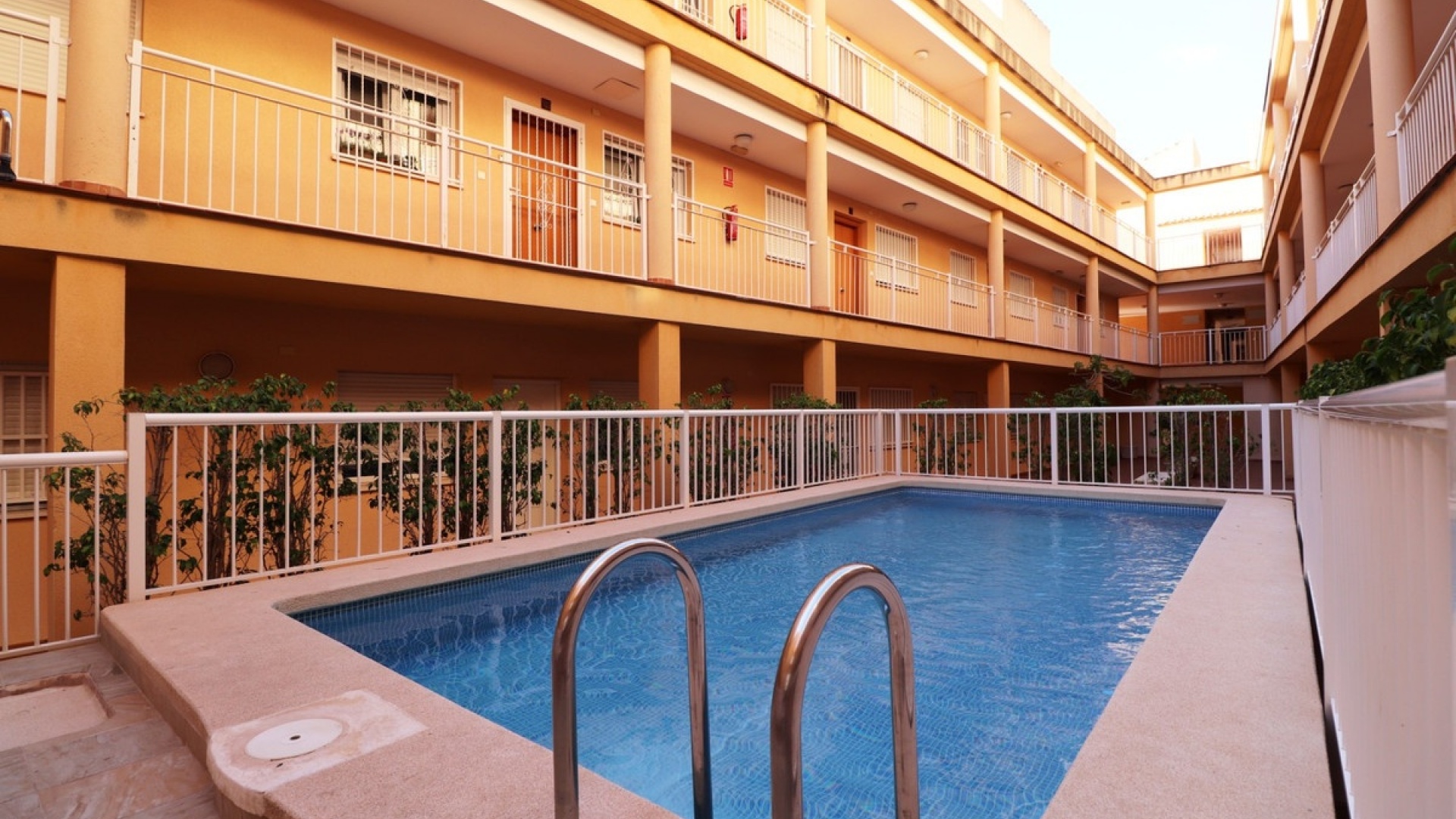 Wederverkoop - Appartement - Rafal