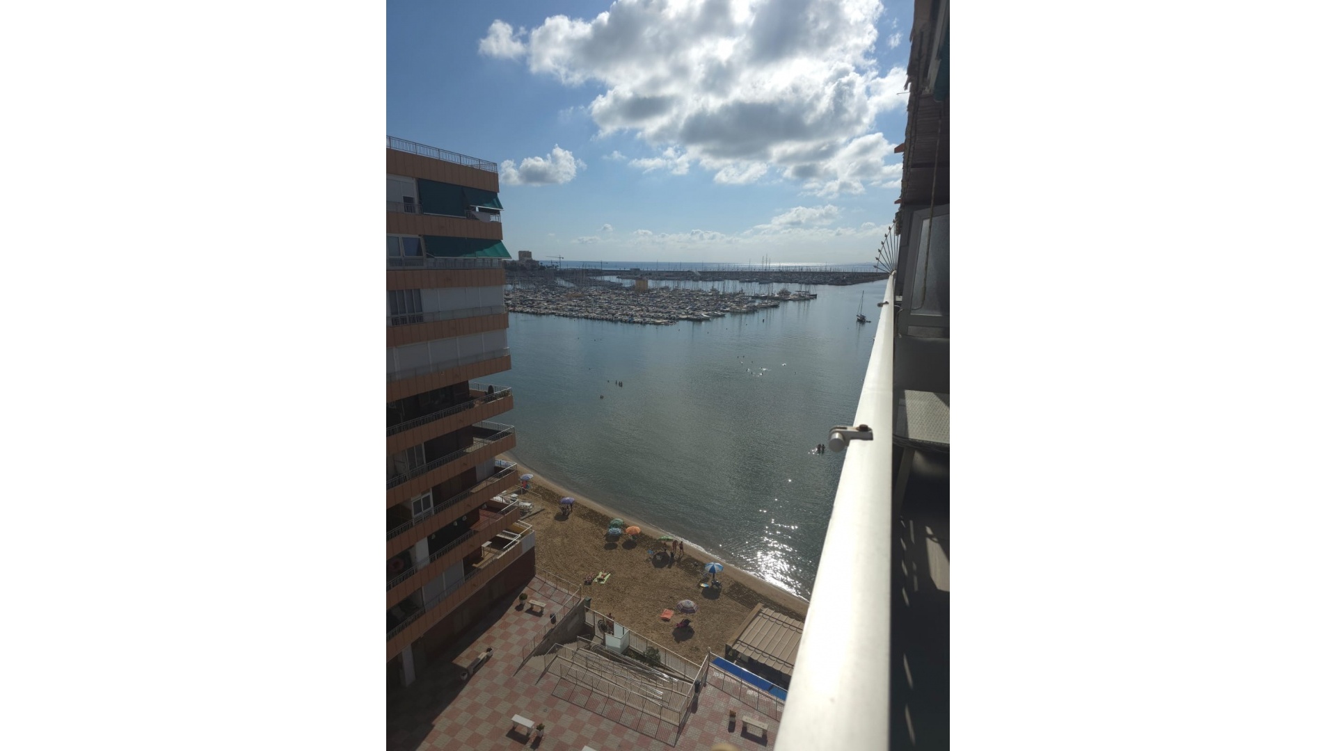 Wederverkoop - Appartement - Torrevieja - 1st line to the sea