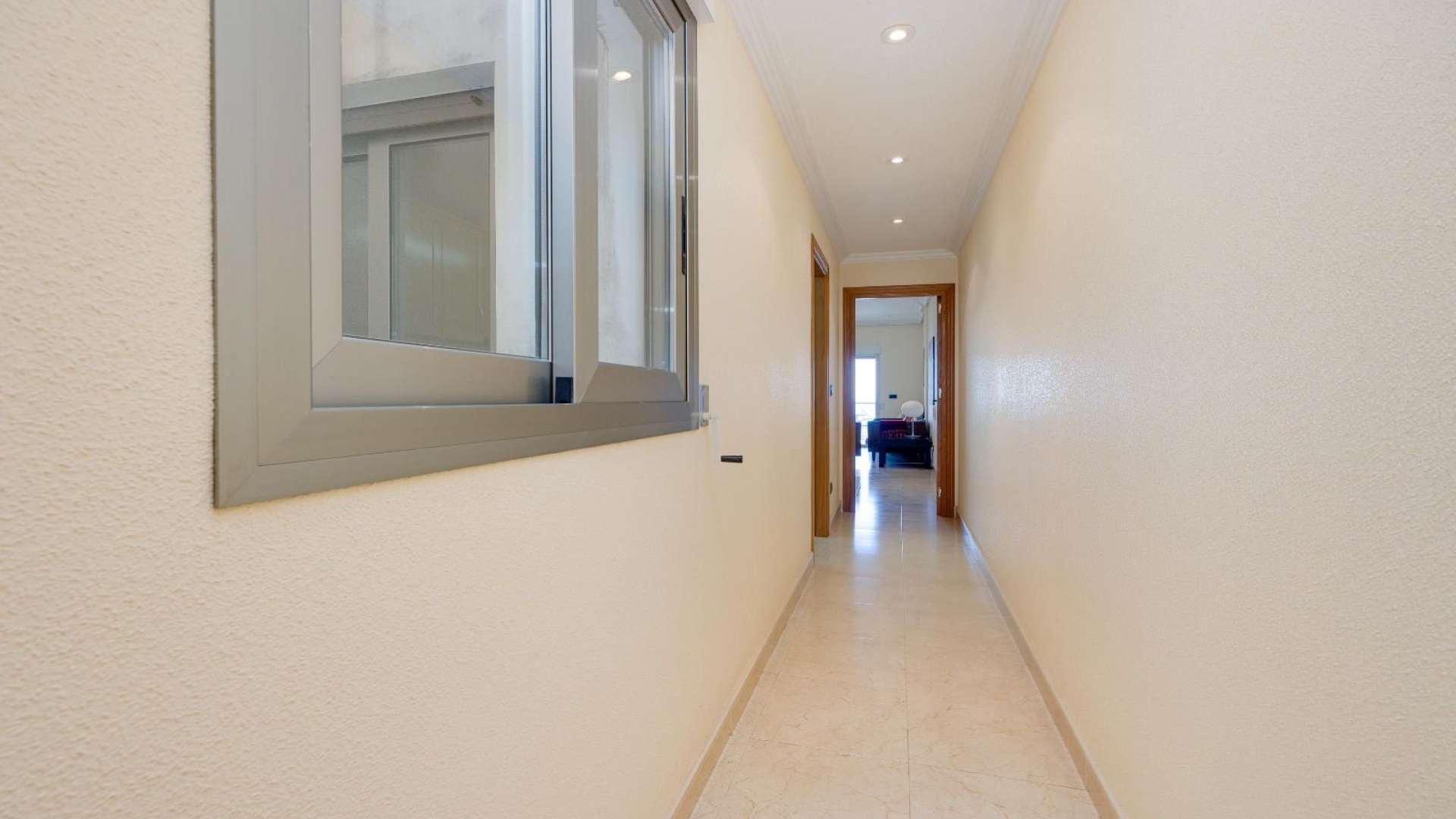 Wederverkoop - Appartement - Torrevieja - 1st line to the sea