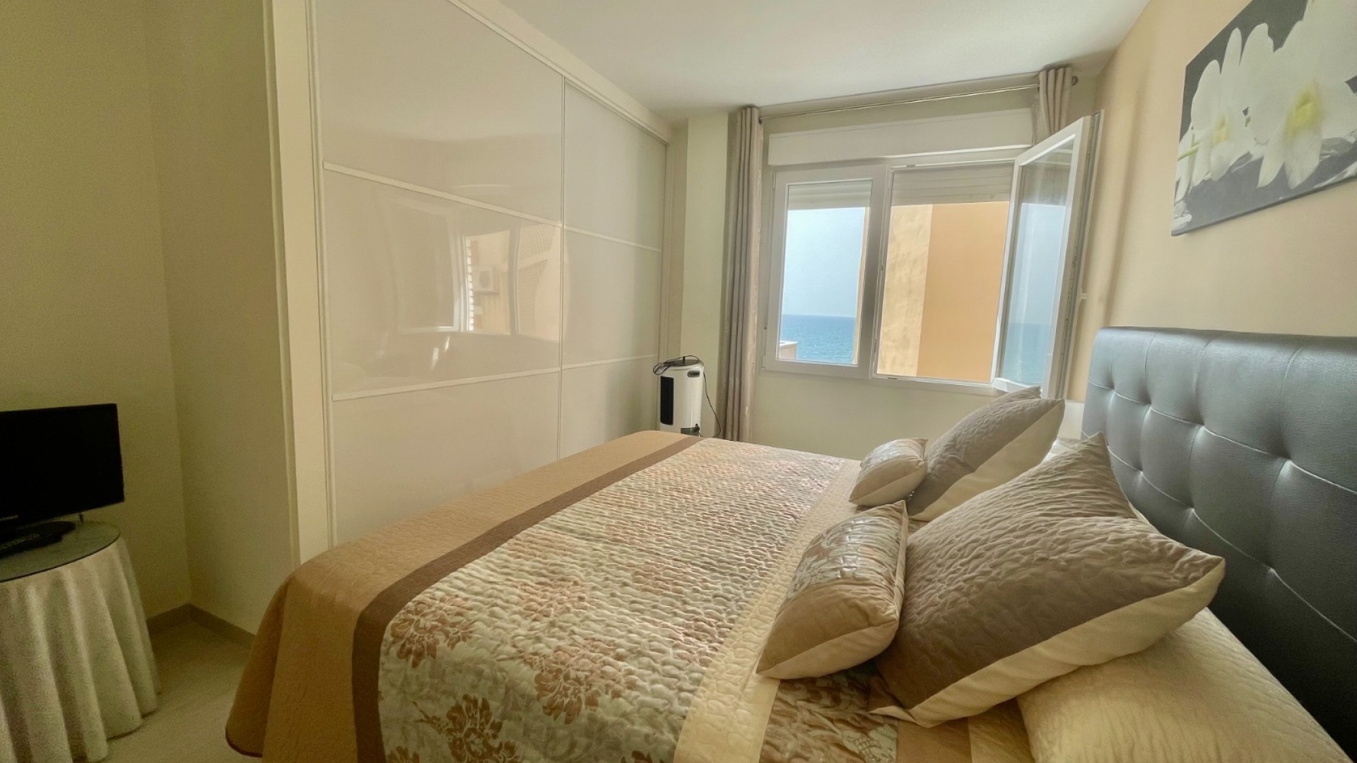 Wederverkoop - Appartement - Torrevieja - 1st line to the sea