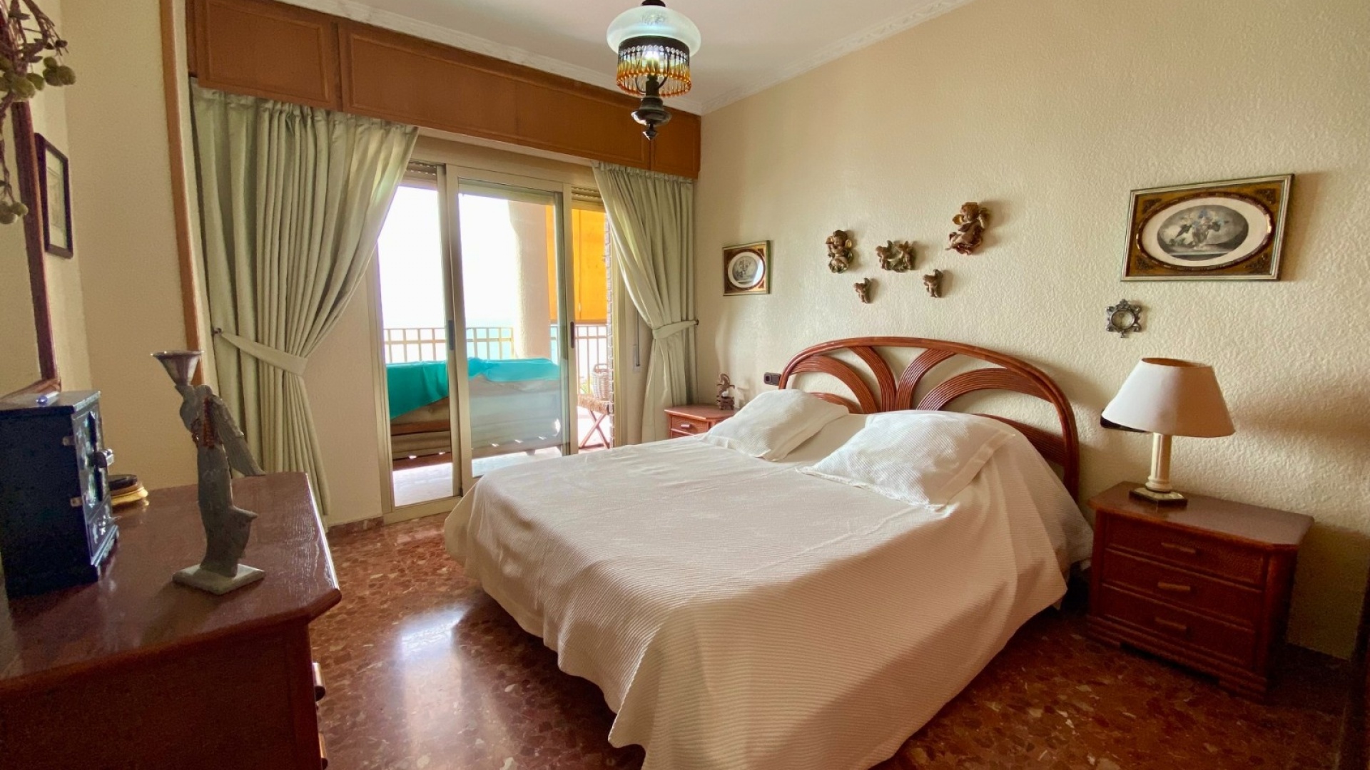 Wederverkoop - Appartement - Torrevieja - 1st line to the sea