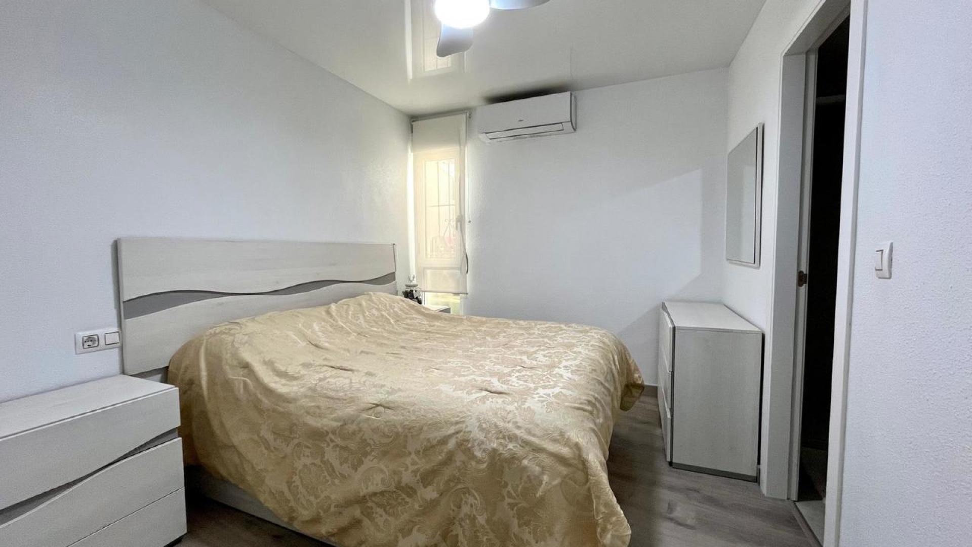 Wederverkoop - Appartement - Torrevieja - Beachside Torrevieja