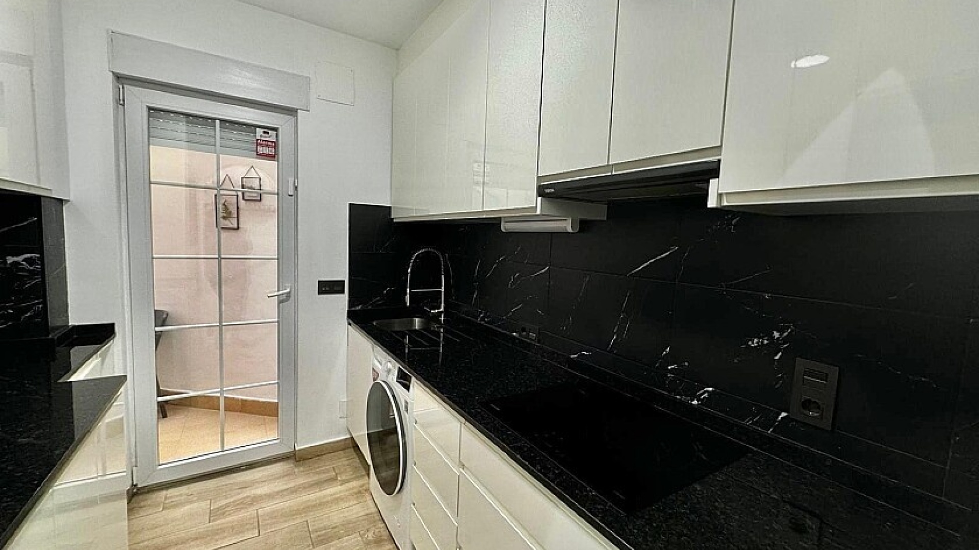 Wederverkoop - Appartement - Torrevieja - Beachside Torrevieja