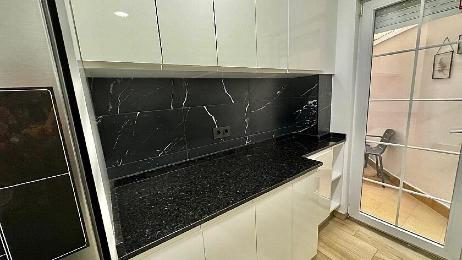 Wederverkoop - Appartement - Torrevieja - Beachside Torrevieja