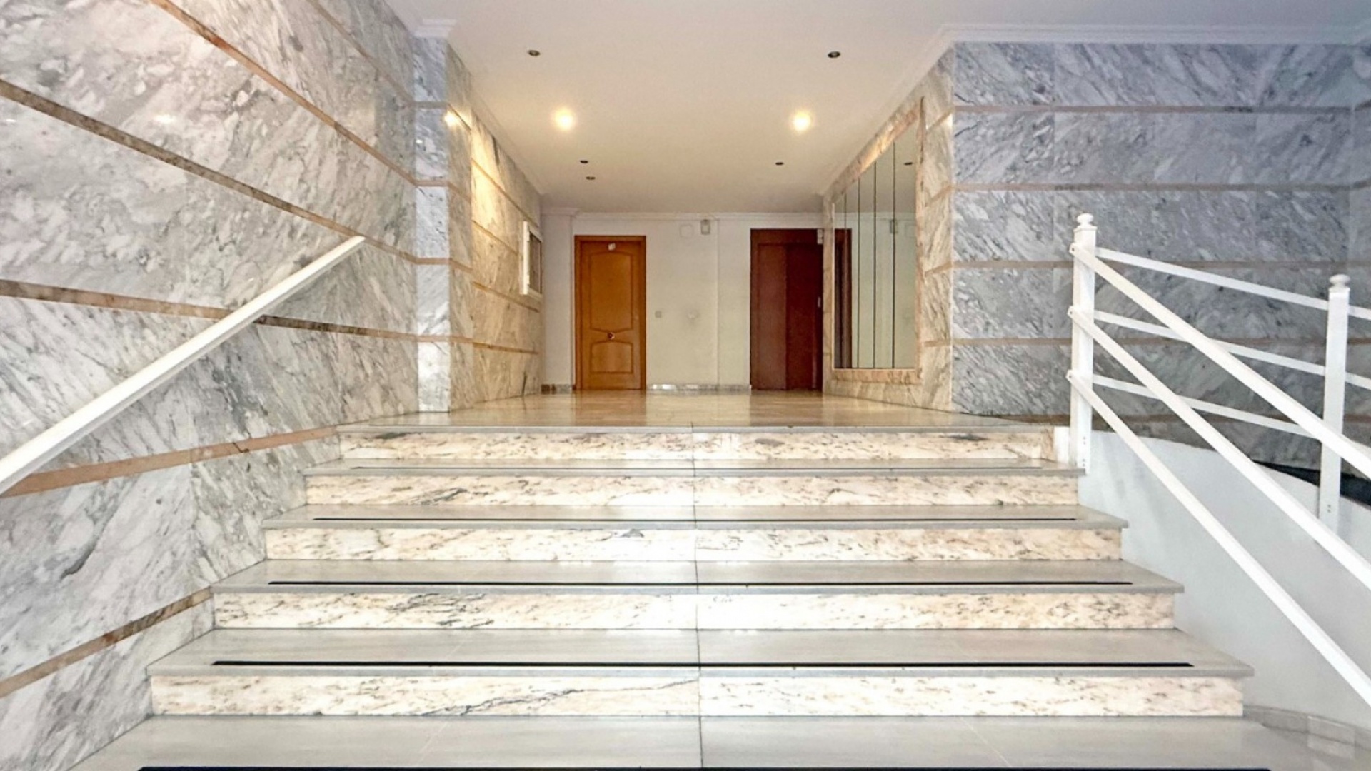 Wederverkoop - Appartement - Torrevieja - Beachside Torrevieja