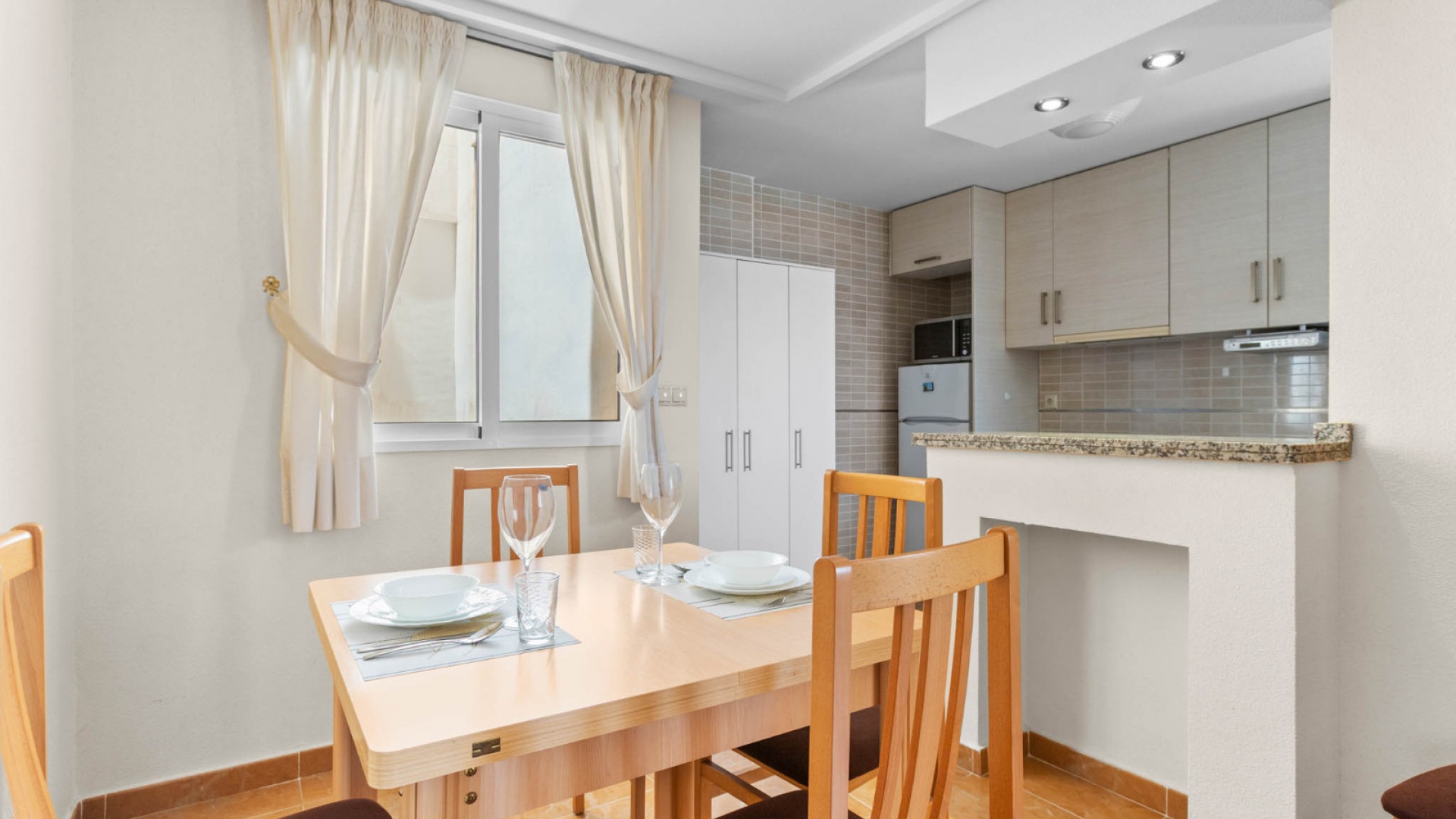 Wederverkoop - Appartement - Torrevieja - Beachside Torrevieja