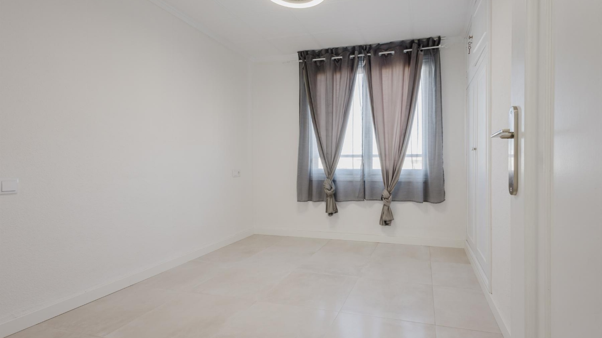 Wederverkoop - Appartement - Torrevieja - Beachside Torrevieja