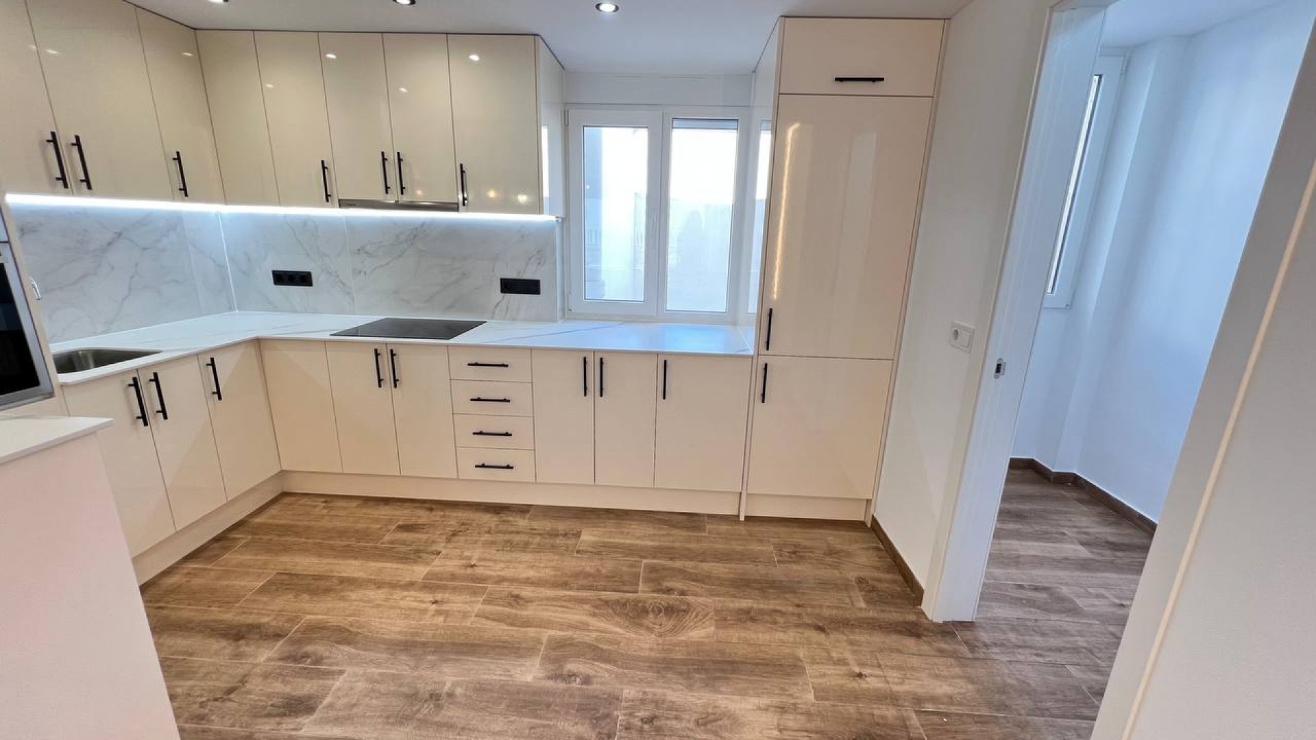 Wederverkoop - Appartement - Torrevieja - Beachside Torrevieja