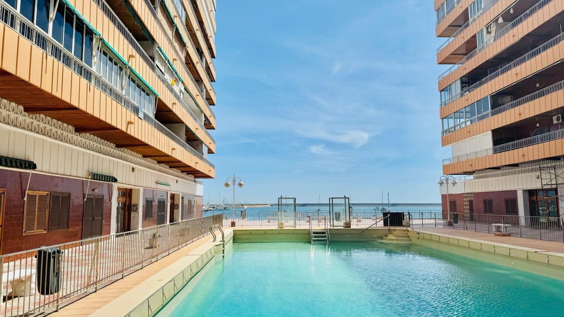 Wederverkoop - Appartement - Torrevieja - Beachside Torrevieja