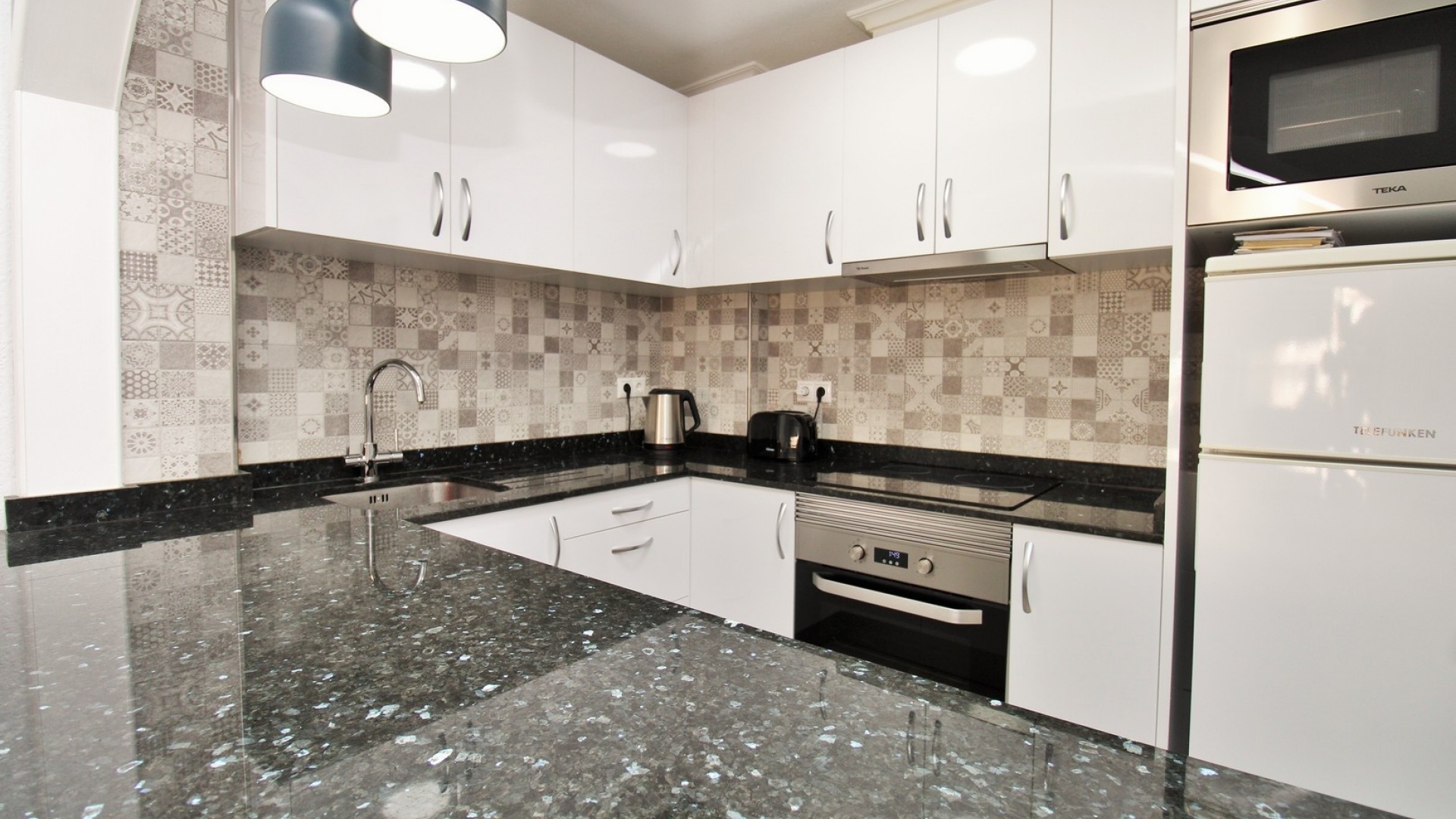 Wederverkoop - Appartement - Torrevieja - Beachside Torrevieja