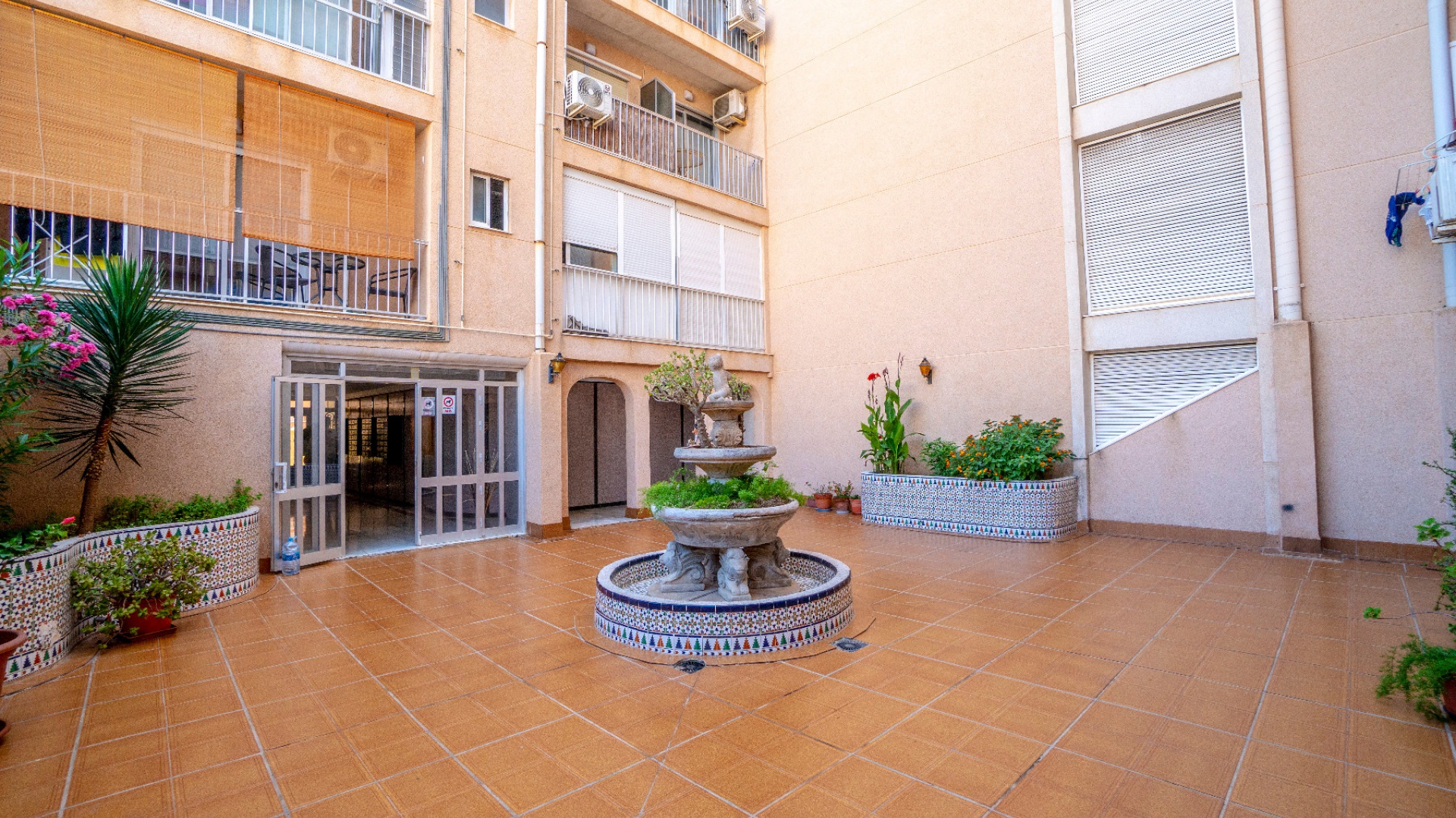 Wederverkoop - Appartement - Torrevieja - Beachside Torrevieja