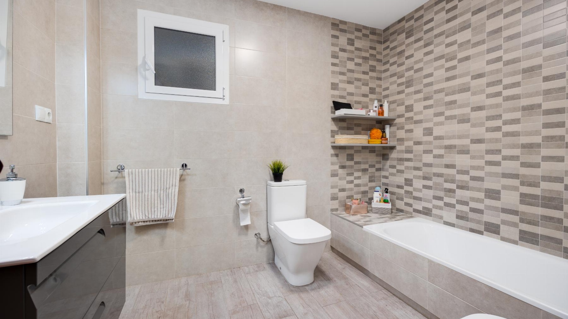 Wederverkoop - Appartement - Torrevieja - Piscinas naturales