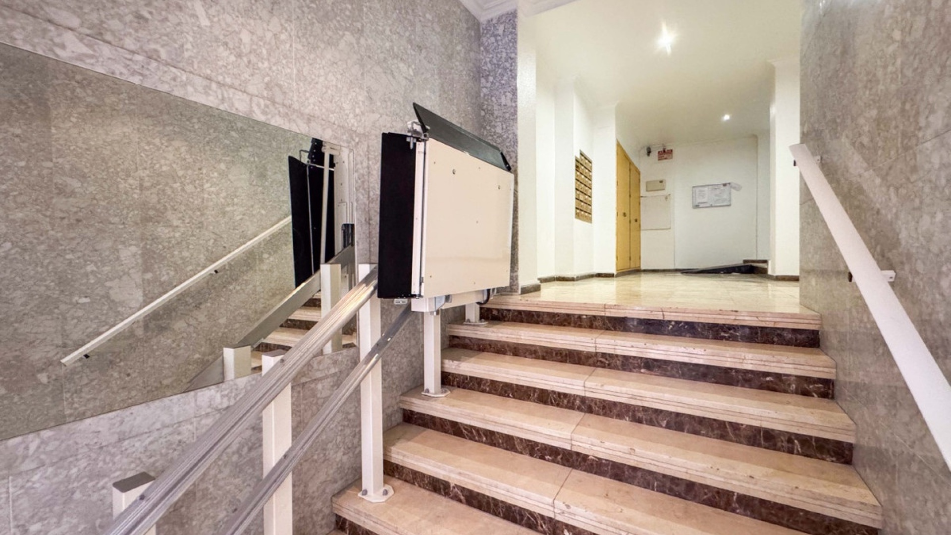 Wederverkoop - Appartement - Torrevieja - Playa De Los Locos