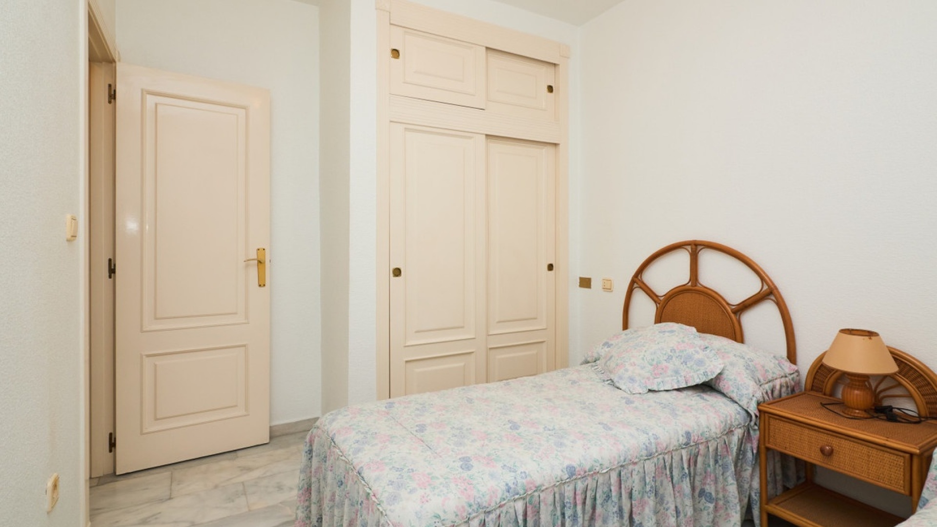 Wederverkoop - Appartement - Torrevieja - Playa De Los Locos
