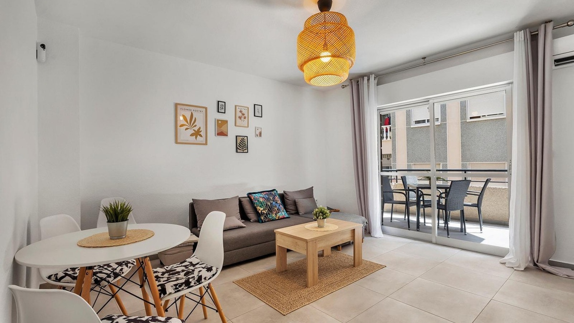 Wederverkoop - Appartement - Torrevieja - Playa De Los Locos