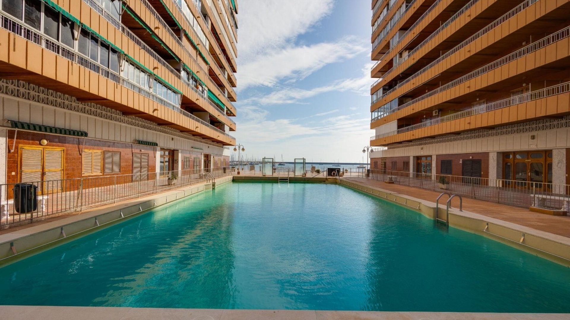 Wederverkoop - Appartement - Torrevieja - Torrevieja Centro