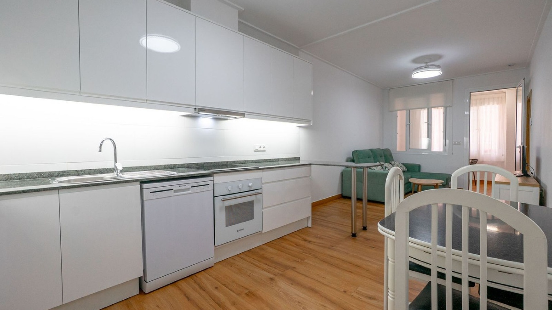 Wederverkoop - Appartement - Torrevieja - Torrevieja Centro