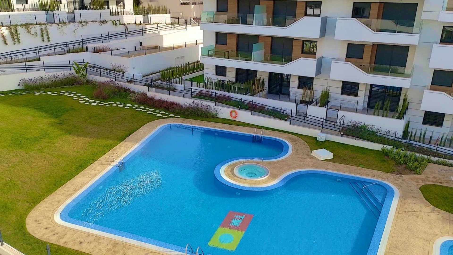 Wederverkoop - Appartement - Villamartin - Res. Aire