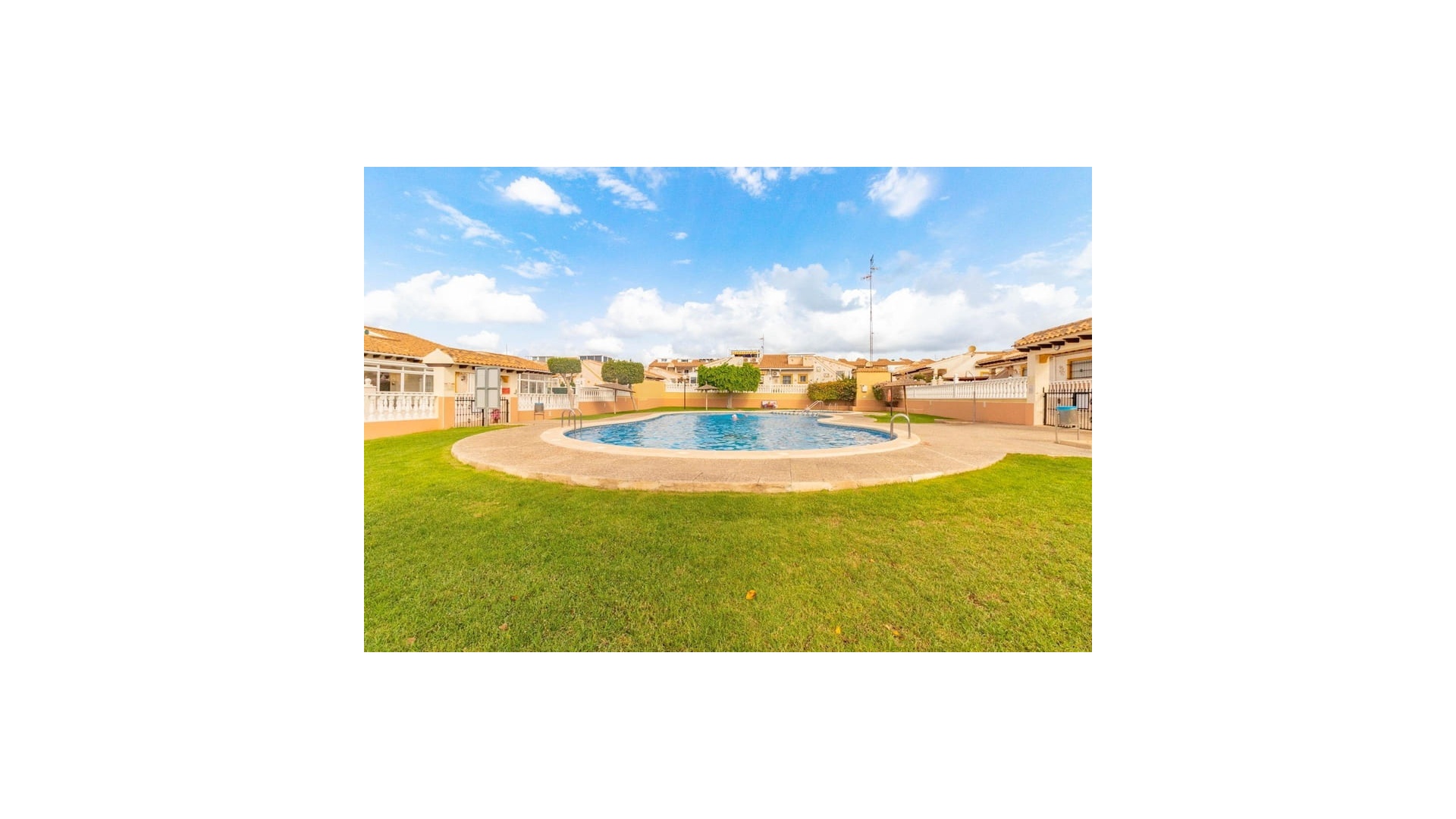 Wederverkoop - Bungalow - Cabo Roig - san jose