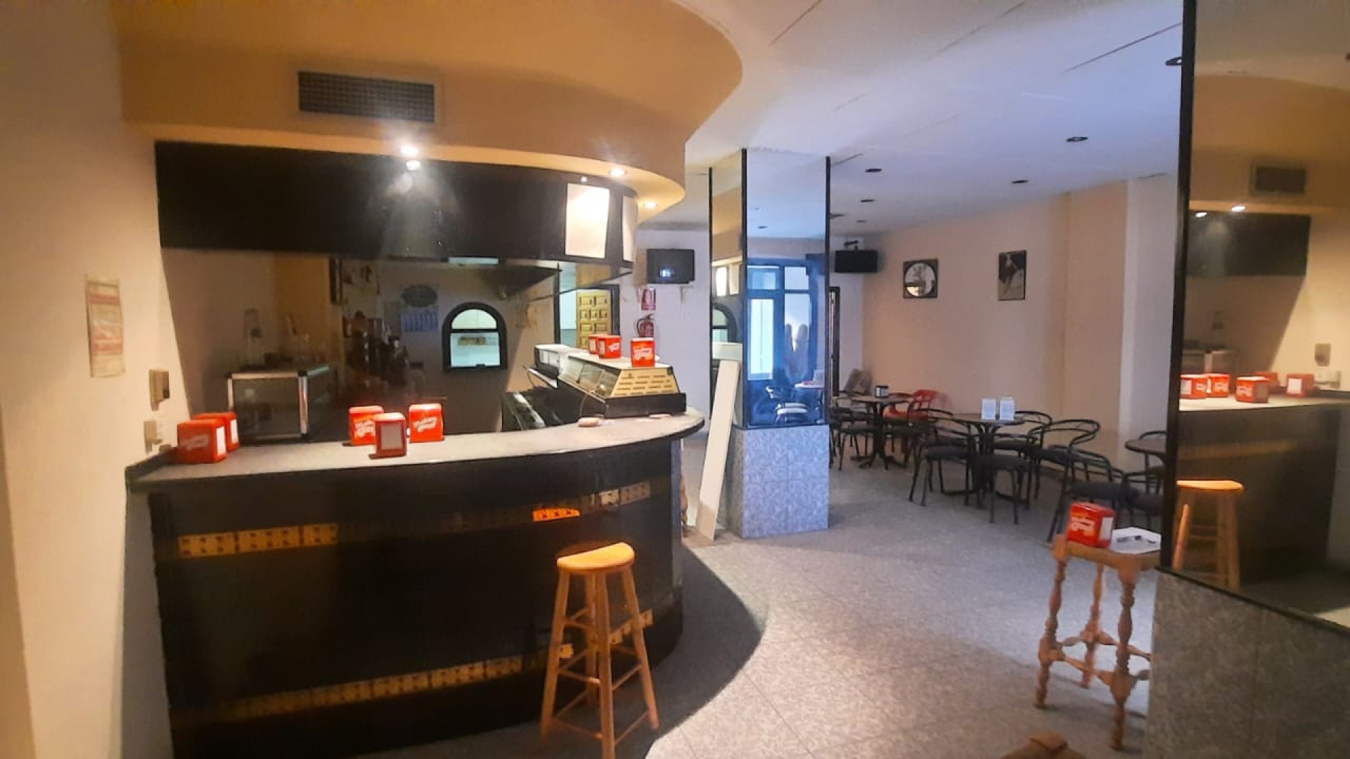 Wederverkoop - Commercieel vastgoed - Torrevieja - Playa Del Cura