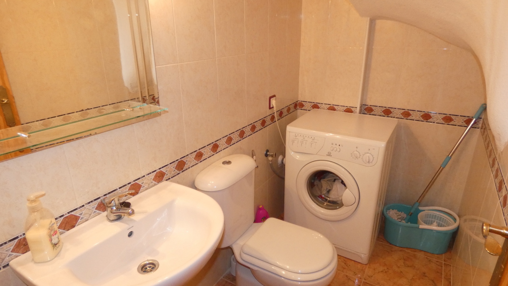 Wederverkoop - Herenhuis - Algorfa