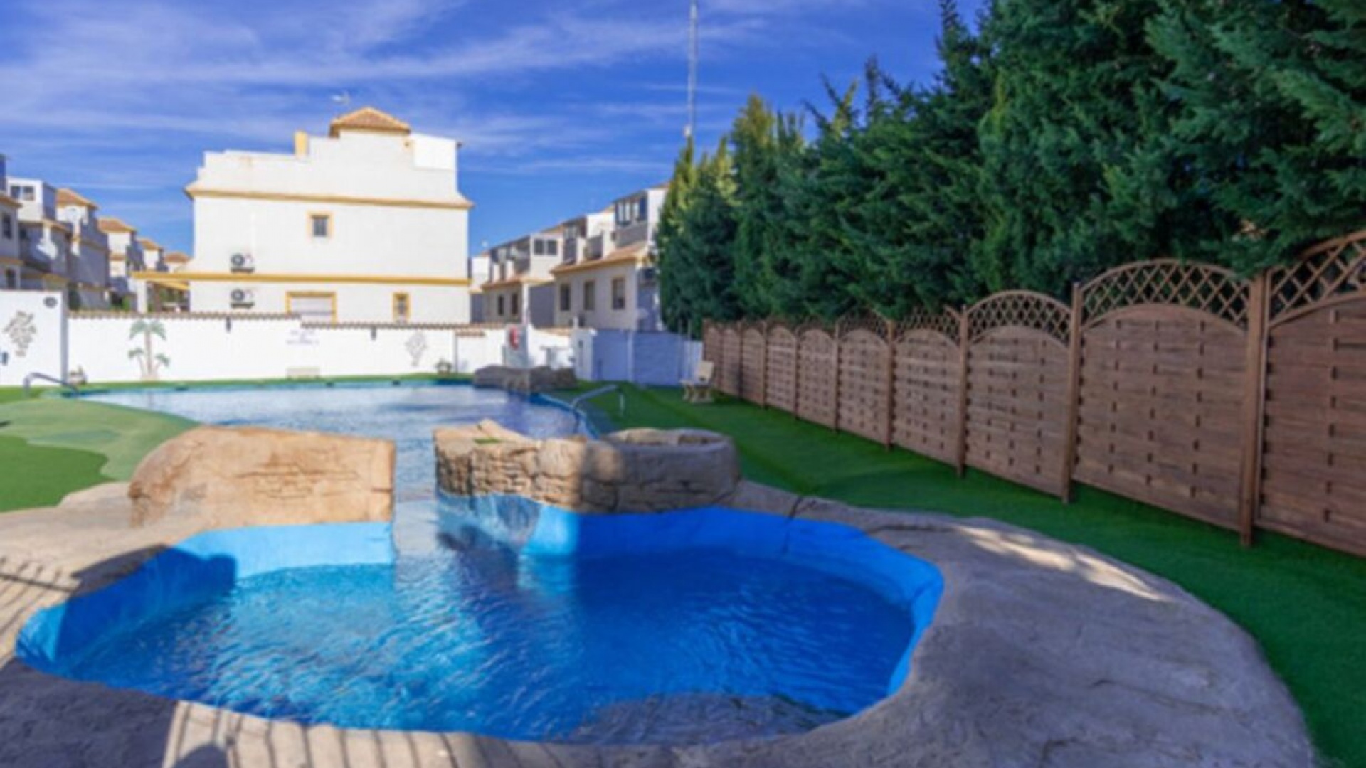 Wederverkoop - Herenhuis - Algorfa